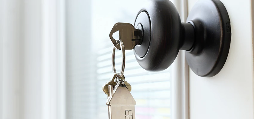 Bifold Door Knob Replacement in Concord, California